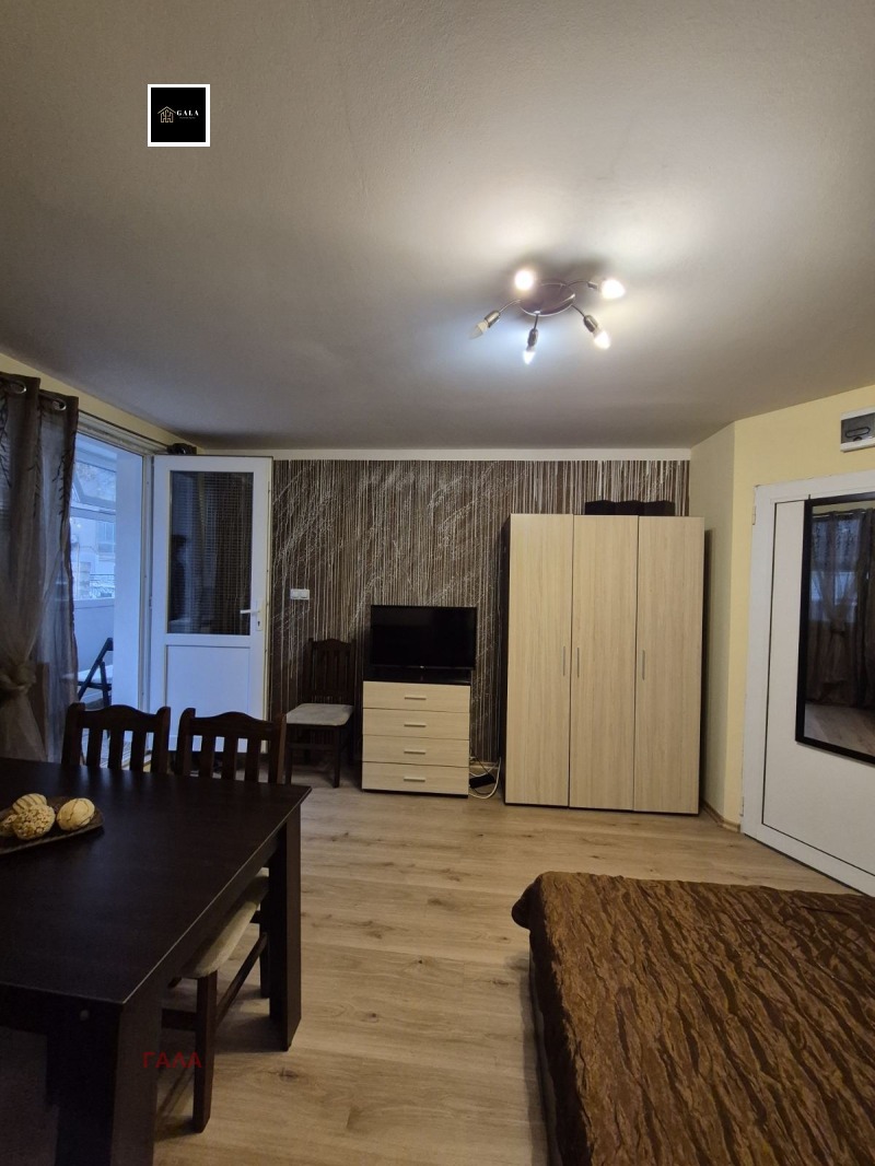 Дава под наем 2-СТАЕН, гр. Варна, Левски 1