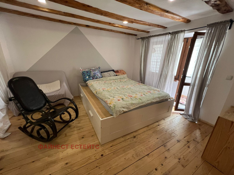 Издаје се  Кућа Софија , Центар , 80 м2 | 31670703 - слика [4]