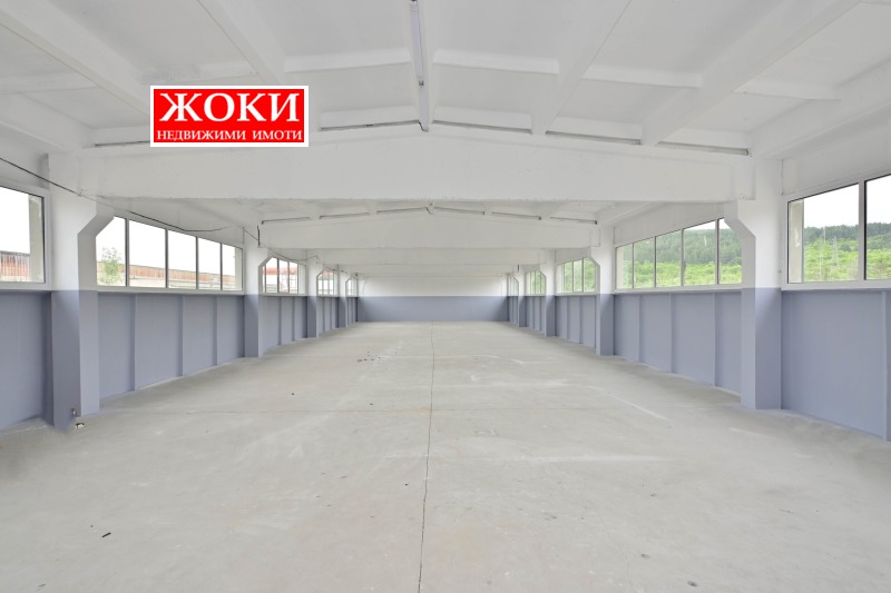 В аренду  Промышленное здание Перник , Мошино , 1220 кв.м | 40604781 - изображение [5]