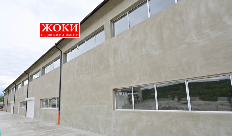 В аренду  Промышленное здание Перник , Мошино , 1220 кв.м | 40604781 - изображение [2]