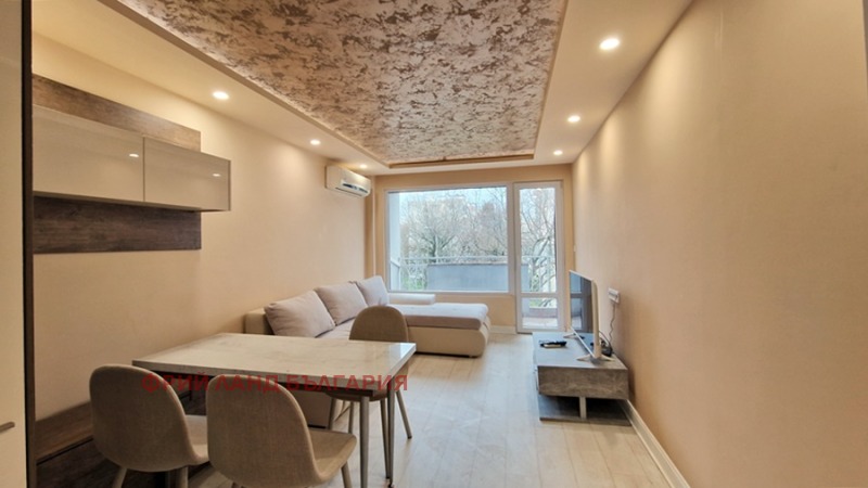 Дава под Наем 3-СТАЕН в град Бургас, Лазур - 77 кв.м / 770 € » 1 505.99 лв., ФРИЙ ЛАНД БЪЛГАРИЯ