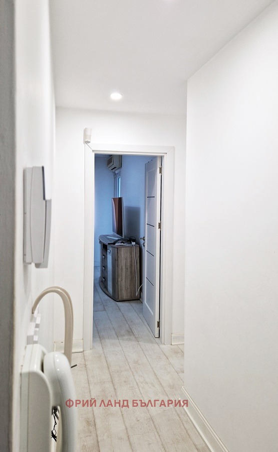 Дава под наем 3-СТАЕН, гр. Бургас, Лазур, снимка 8 - Апартаменти - 54054365