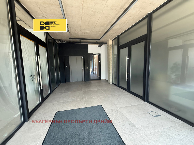 De inchiriat  Birou Varna , Mladost 1 , 560 mp | 74969870