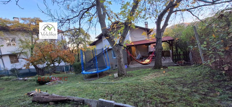 Дава под наем ЕТАЖ ОТ КЪЩА, гр. София, гр. Банкя, снимка 2 - Етаж от къща - 53004788