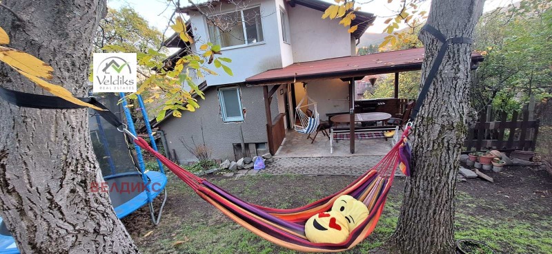 Дава под наем ЕТАЖ ОТ КЪЩА, гр. София, гр. Банкя