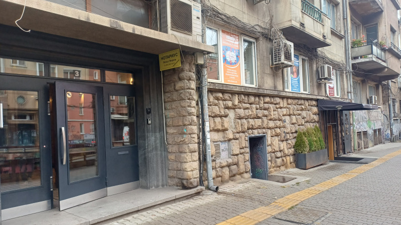 Дава под Наем ОФИС в град София, Център - 125 кв.м / 1 450 € » 2 835.95 лв., БОКАР - НЕДВИЖИМИ ИМОТИ