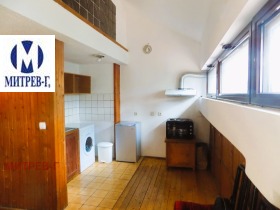 Studio Lozenez, Sofia