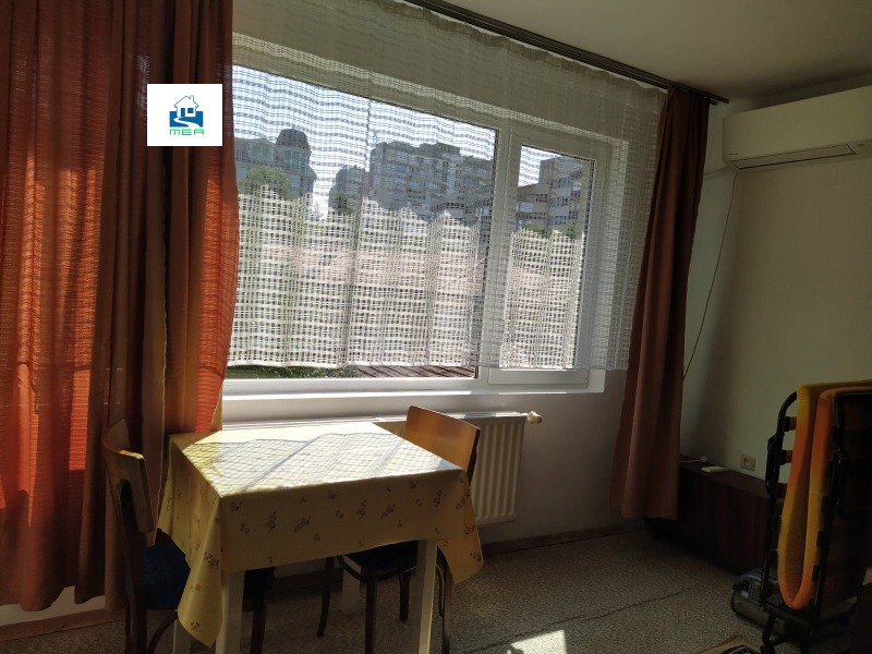 K pronájmu  Studio Pleven , Idealen centar , 46 m2 | 30168660 - obraz [3]