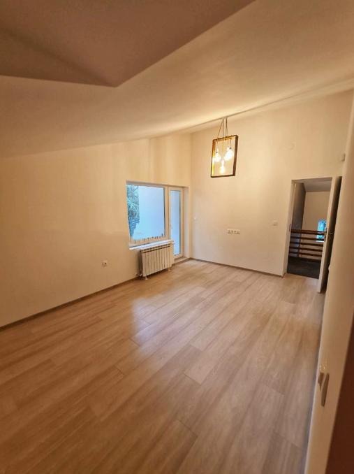 Te huur  Huis Sofia , Dragalevtsi , 270 m² | 91595515 - afbeelding [7]