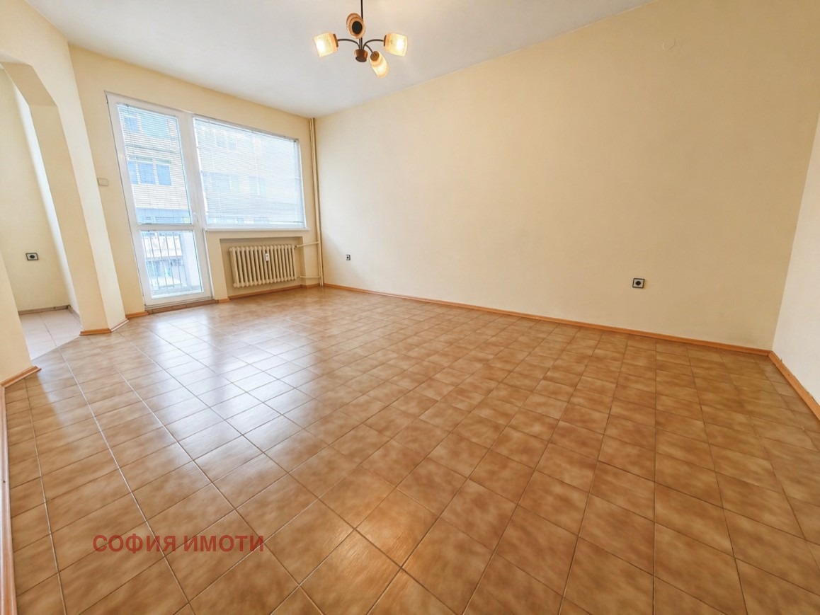 Дава под наем 2-СТАЕН, гр. София, Гео Милев