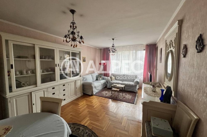 Дава под наем 2-СТАЕН, гр. София, Иван Вазов, снимка 2 - Апартаменти - 53382178