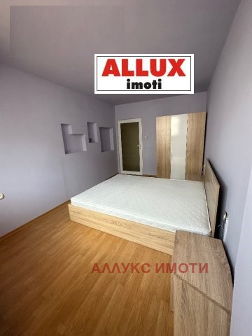 Издаје се  2 спаваће собе Русе , Центар , 100 м2 | 49583007 - слика [6]