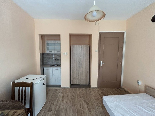 Издаје се  Соба Пловдив , Садијски , 16 м2 | 72296587 - слика [3]