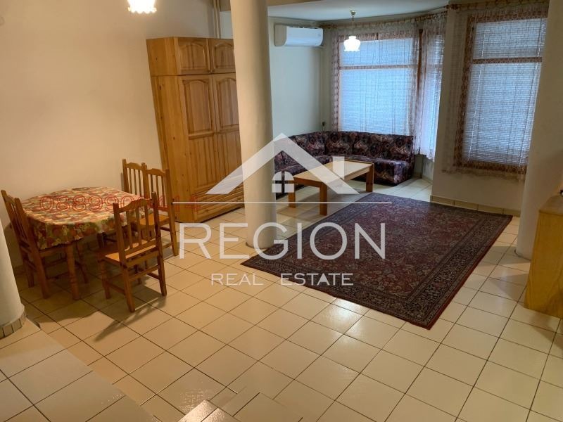 Para alugar  Estúdio Plovdiv , Kiutchuk Parij , 41 m² | 77671915