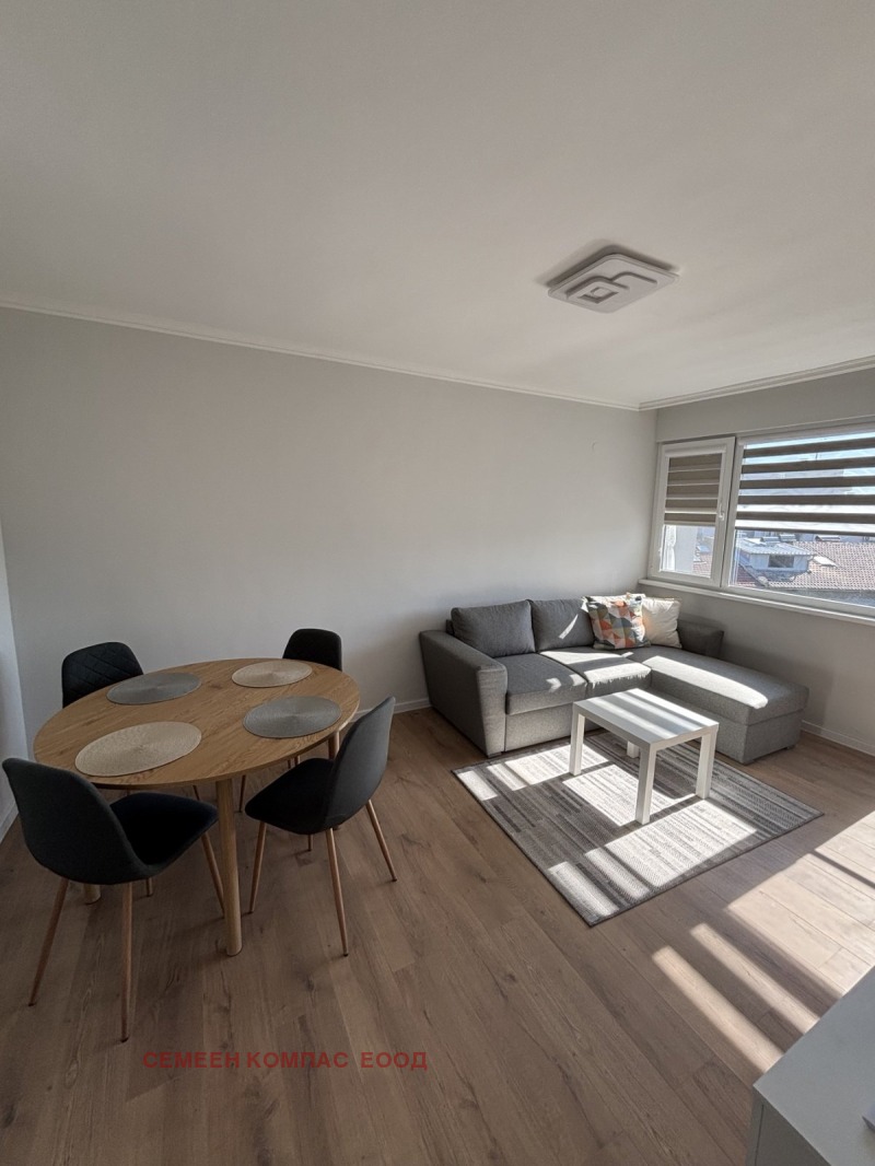 Do wynajęcia  1 sypialnia Plowdiw , Centar , 56 mkw | 49430273 - obraz [4]