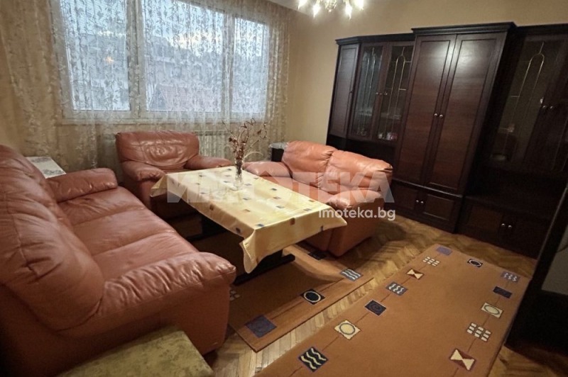 Te huur  2 slaapkamers Sofia , Bankja , 88 m² | 10122775 - afbeelding [3]
