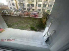 1 quarto Vazrajdane 1, Varna 4