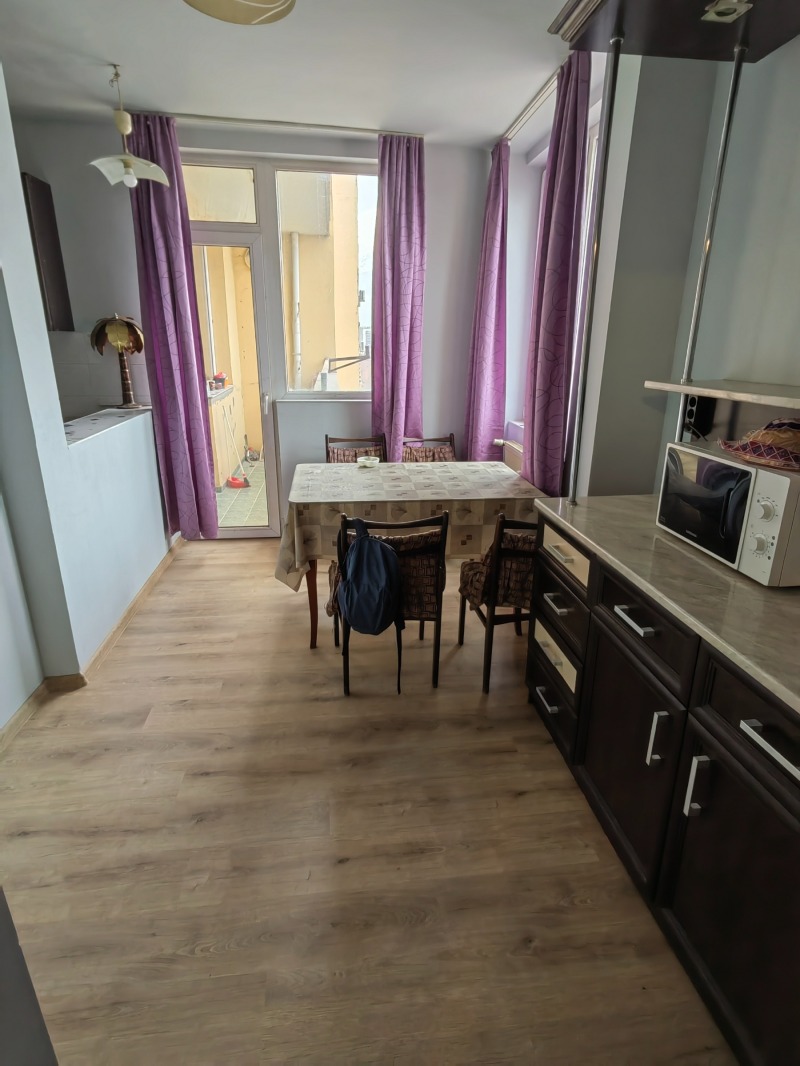 Дава под наем 2-СТАЕН, гр. София, Център, снимка 5 - Апартаменти - 53383798