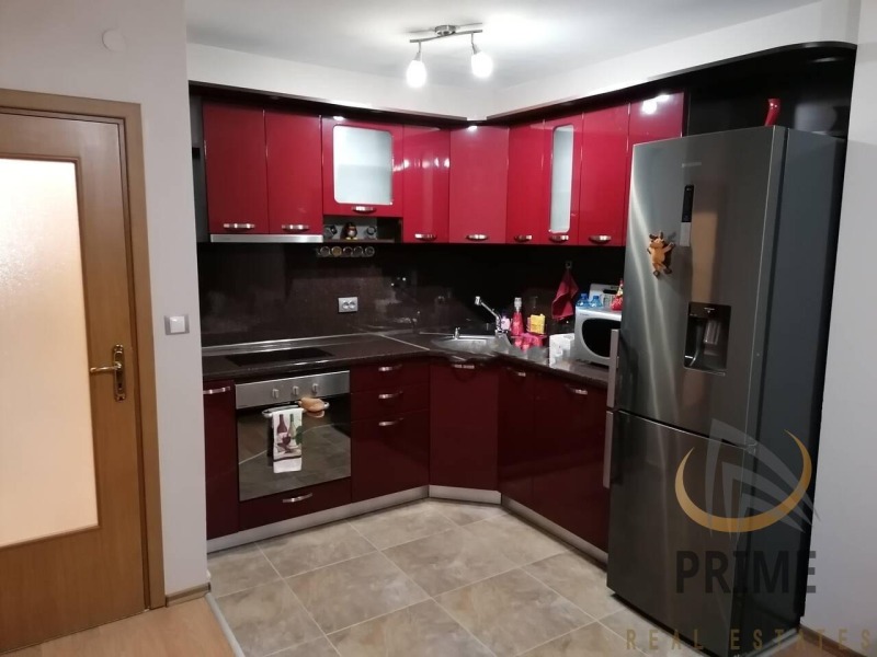 Дава под наем 3-СТАЕН, гр. Бургас, Възраждане, снимка 2 - Апартаменти - 53315542