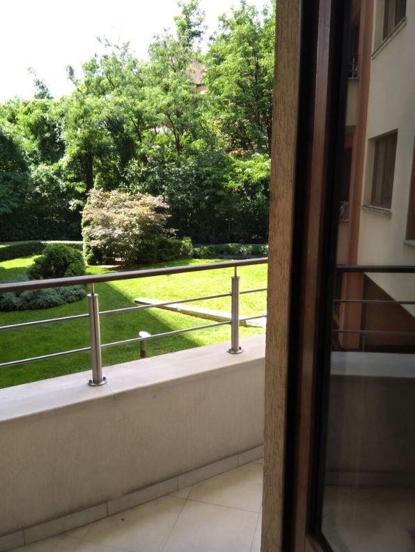 Дава под наем 3-СТАЕН, гр. София, Витоша, снимка 10 - Апартаменти - 53718345