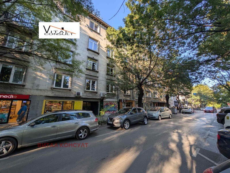Дава под Наем 3-СТАЕН в град София, Център - 140 кв.м / 1 800 € » 3 520.49 лв., ВИТАЛ КОНСУЛТ