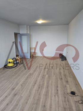 1 chambre Zona B-18, Sofia 1