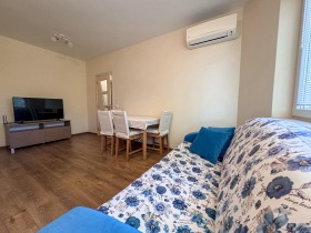 1 bedroom Lazur, Burgas 1