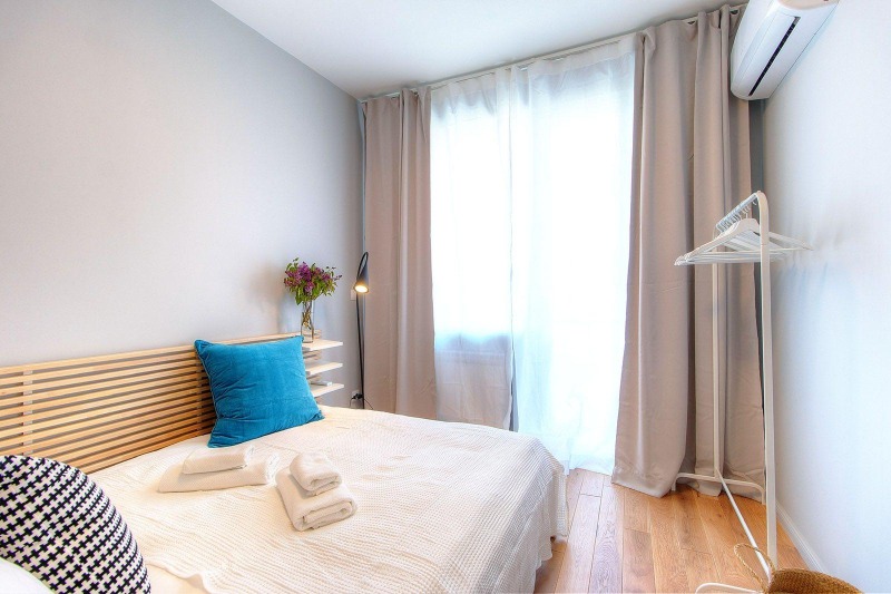 Издаје се  2 спаваће собе Софија , Центар , 96 м2 | 81487790 - слика [8]