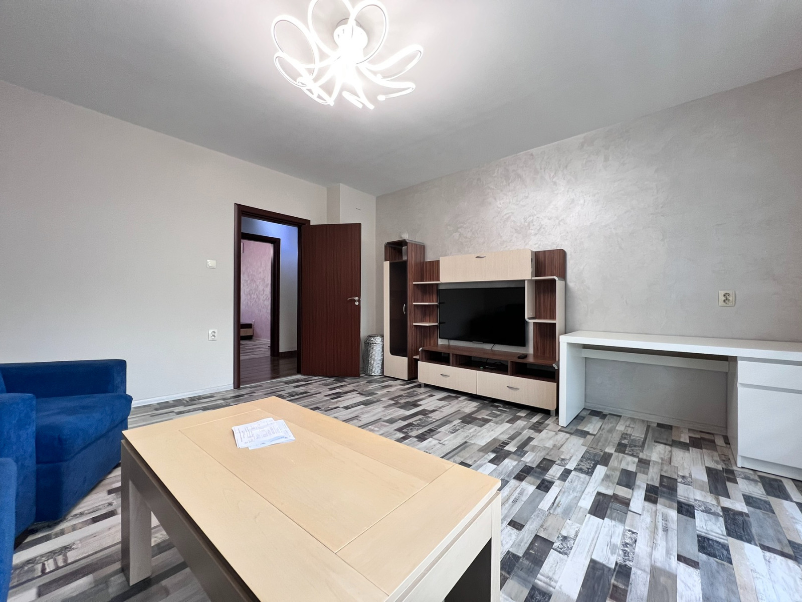 Дава под наем 3-СТАЕН, гр. Пловдив, Център, снимка 2 - Апартаменти - 53687046