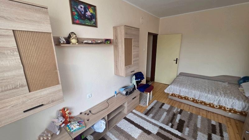 För uthyrning  Hus Golv region Sofia , Bojuristje , 40 kvm | 76791756 - bild [3]