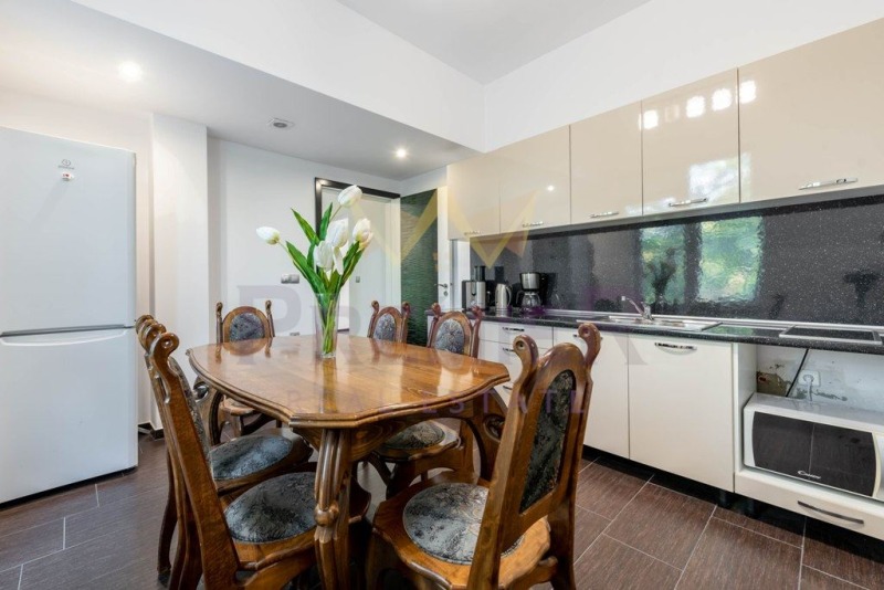 K pronájmu  2 ložnice Varna , Centar , 110 m2 | 41900723