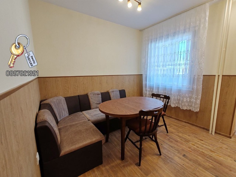 Дава под наем 4-СТАЕН, гр. Плевен, Широк център, снимка 2 - Апартаменти - 53174455