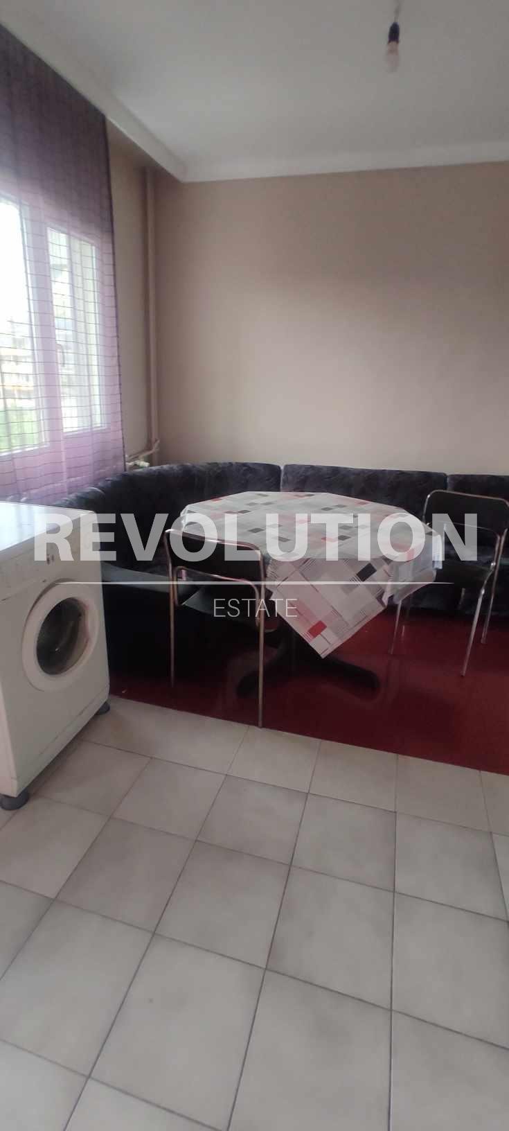 Vuokrattavana  1 makuuhuone Plovdiv , Gagarin , 75 neliömetriä | 62806318 - kuva [2]