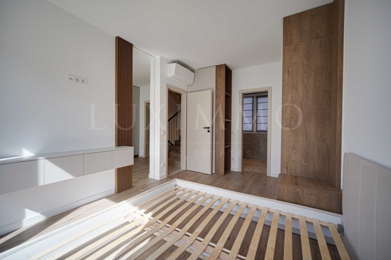 De inchiriat  Casa Sofia , Lozen , 181 mp | 36107843 - imagine [9]