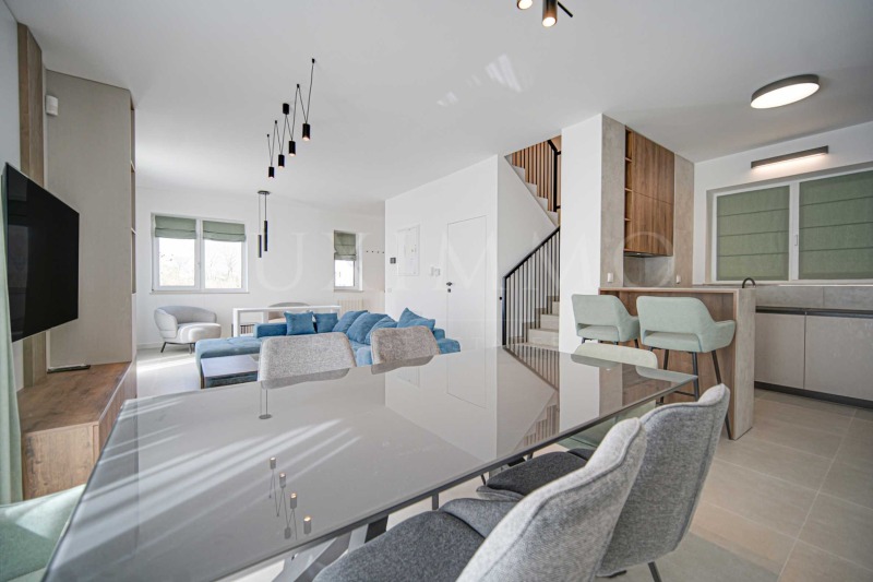 De inchiriat  Casa Sofia , Lozen , 181 mp | 36107843 - imagine [4]