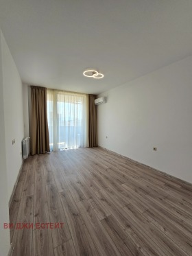 2 bedroom Vitosha, Sofia 8