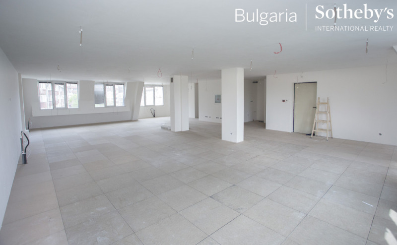 A louer  Bureau Sofia , Ivan Vazov , 168 m² | 23286641