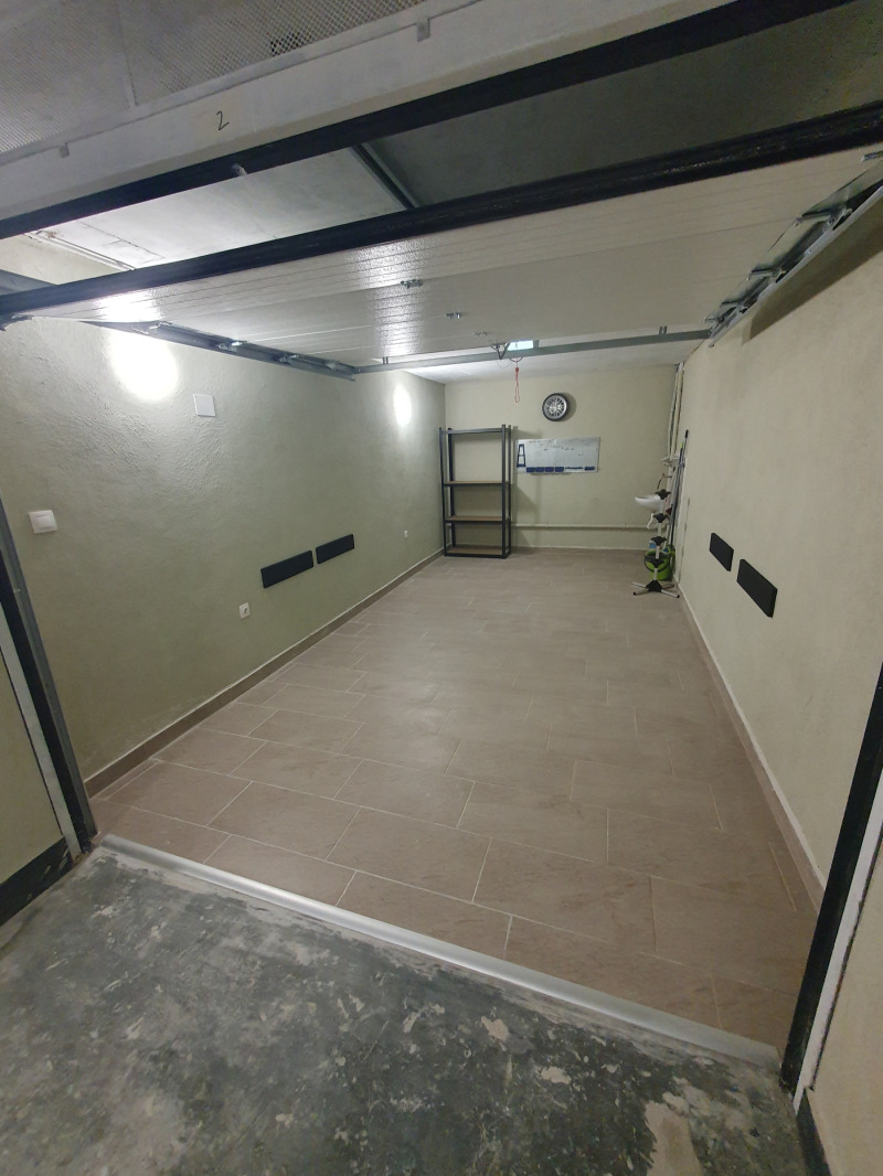 Дава под наем  Гараж град Стара Загора , Център , 22 кв.м | 93660226