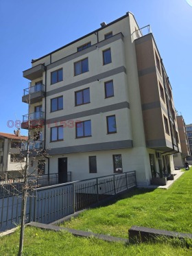 3 soverom Dragalevtsi, Sofia