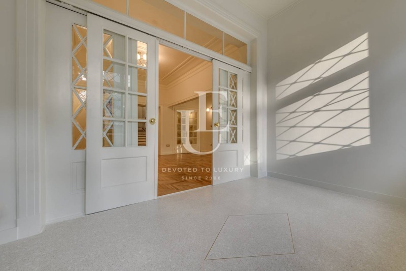 Дава под наем КЪЩА, гр. София, Докторски паметник, снимка 4 - Къщи - 52948619