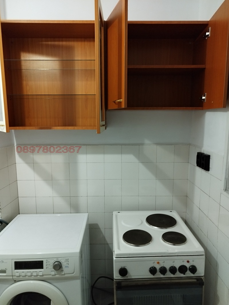 Дава под наем ЕТАЖ ОТ КЪЩА, гр. Варна, Трошево, снимка 3 - Етаж от къща - 52781359