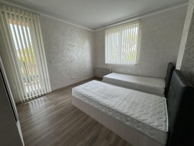 2 Schlafzimmer Pazara, Schumen 4