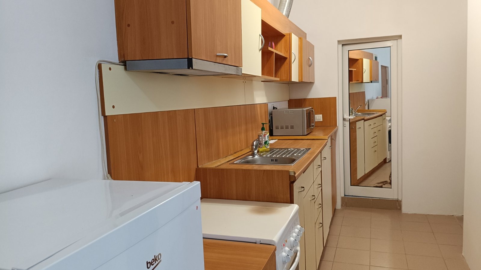 Дава под наем 3-СТАЕН, гр. София, Студентски град