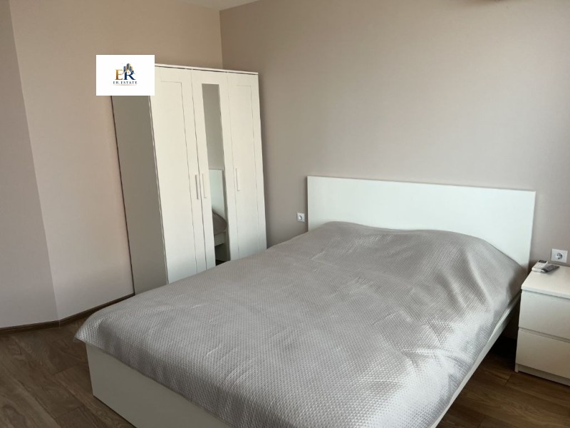 Дава под наем 3-СТАЕН, гр. Плевен, Идеален център, снимка 2 - Апартаменти - 52964100