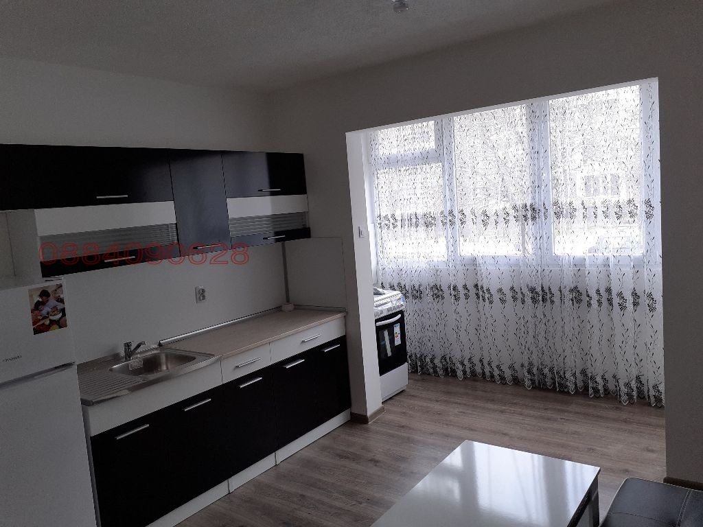 Дава под наем 4-СТАЕН, гр. София, Слатина, снимка 2 - Апартаменти - 56260790
