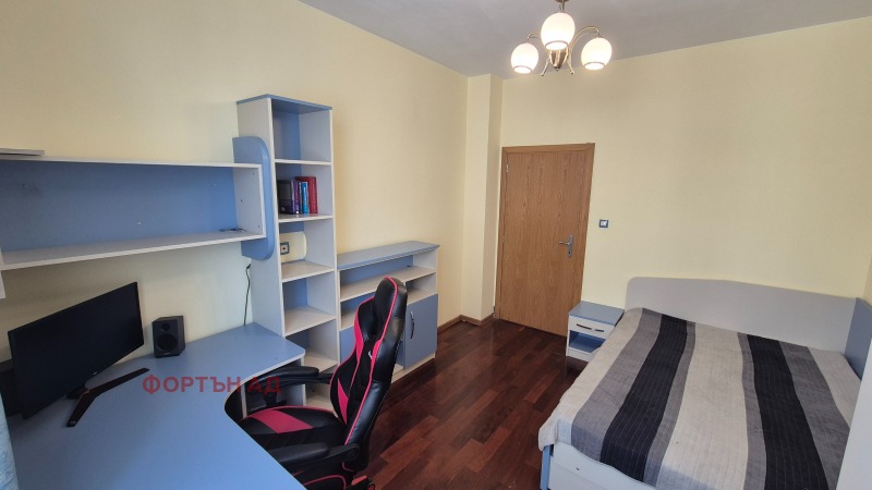 Издаје се  1 спаваћа соба Софија , Центар , 74 м2 | 63888804 - слика [6]