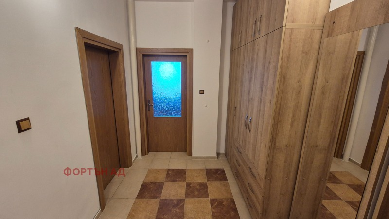 Издаје се  1 спаваћа соба Софија , Центар , 74 м2 | 63888804 - слика [12]