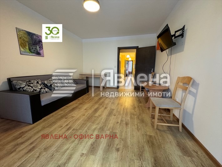 Дава под нем  3-стаен, град Варна, Фестивален комплекс •  600 EUR • ID 29154344 — holmes.bg - [1] 