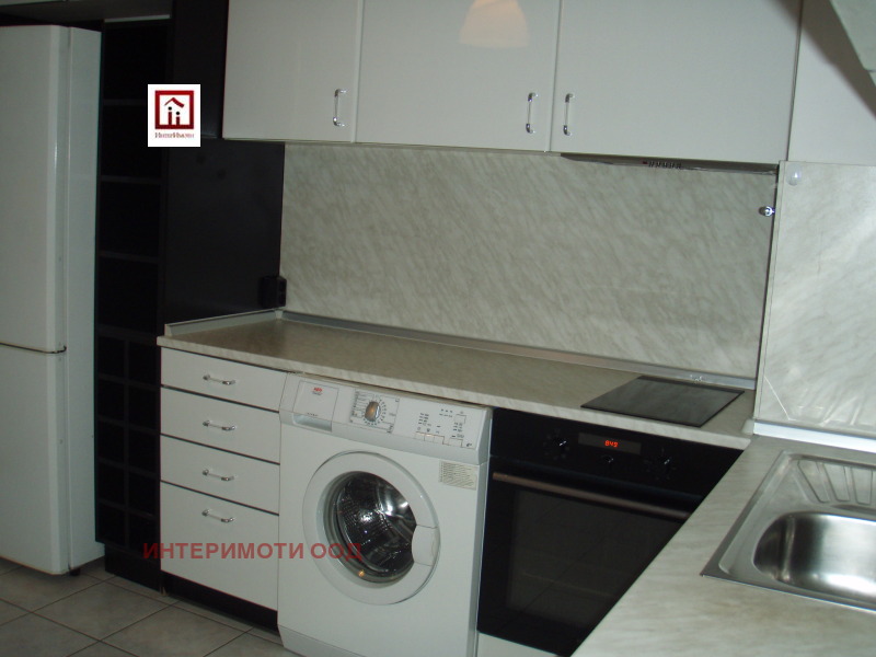 De inchiriat  3 dormitoare Sofia , Doctorsci pametnic , 152 mp | 80851934 - imagine [10]