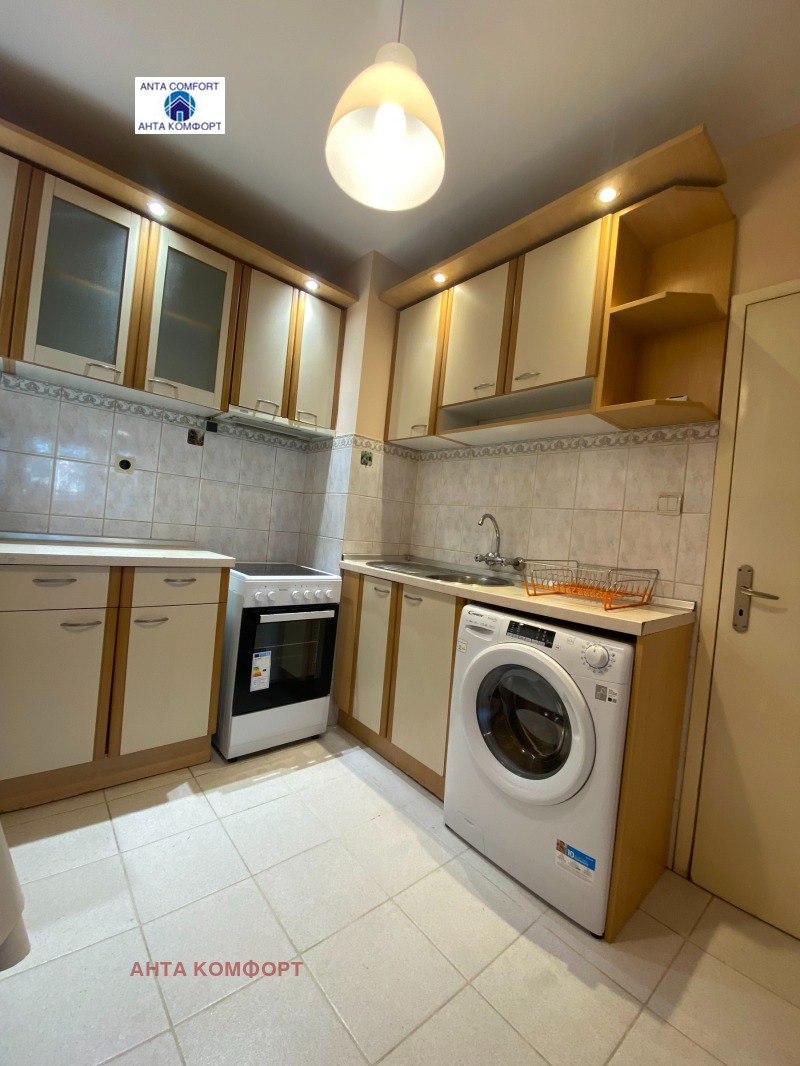 K pronájmu  1 ložnice Sofia , Borovo , 71 m2 | 91037313 - obraz [10]